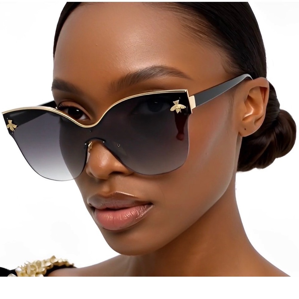 Sunglasses Women Retro Vintage UV Sun Protection Street Wear Party Festival New